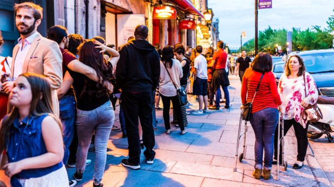 4 Tips for Boosting Foot Traffic to Your Restaurant (and How