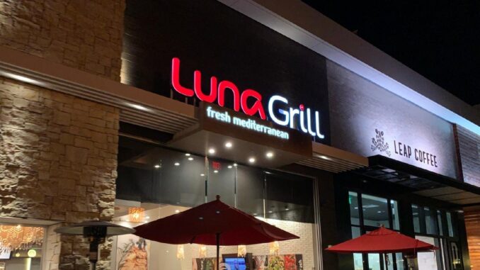 Luna Grill 678x381 