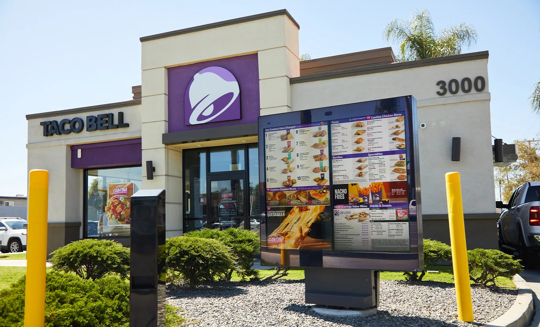 Taco Bell uses AI drive-thrus to increase restaurant efficiency and customer satisfaction |