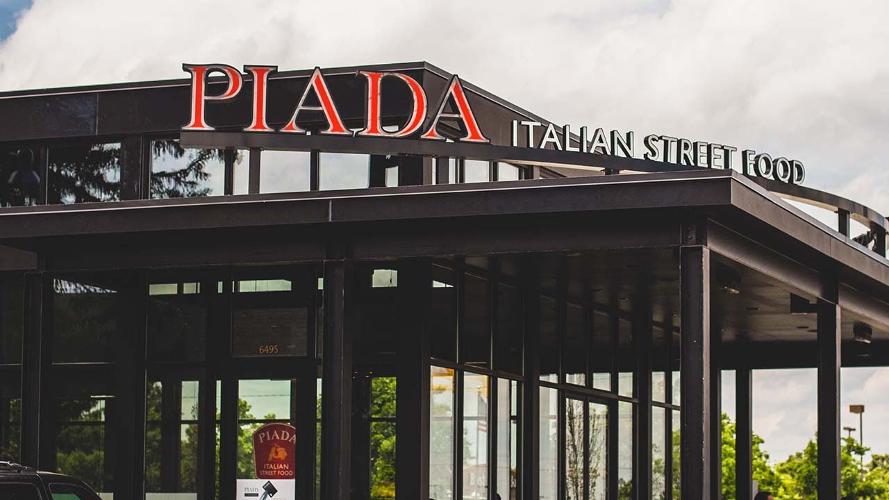 How Piada Italian Street Food Cooks Up Efficiency By Integrating Restaurant Tech |