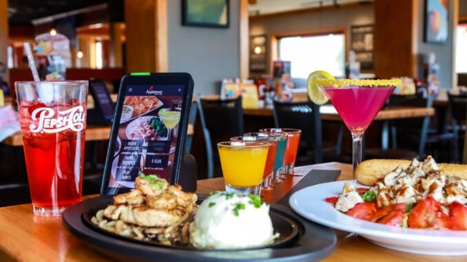 applebees pay at table