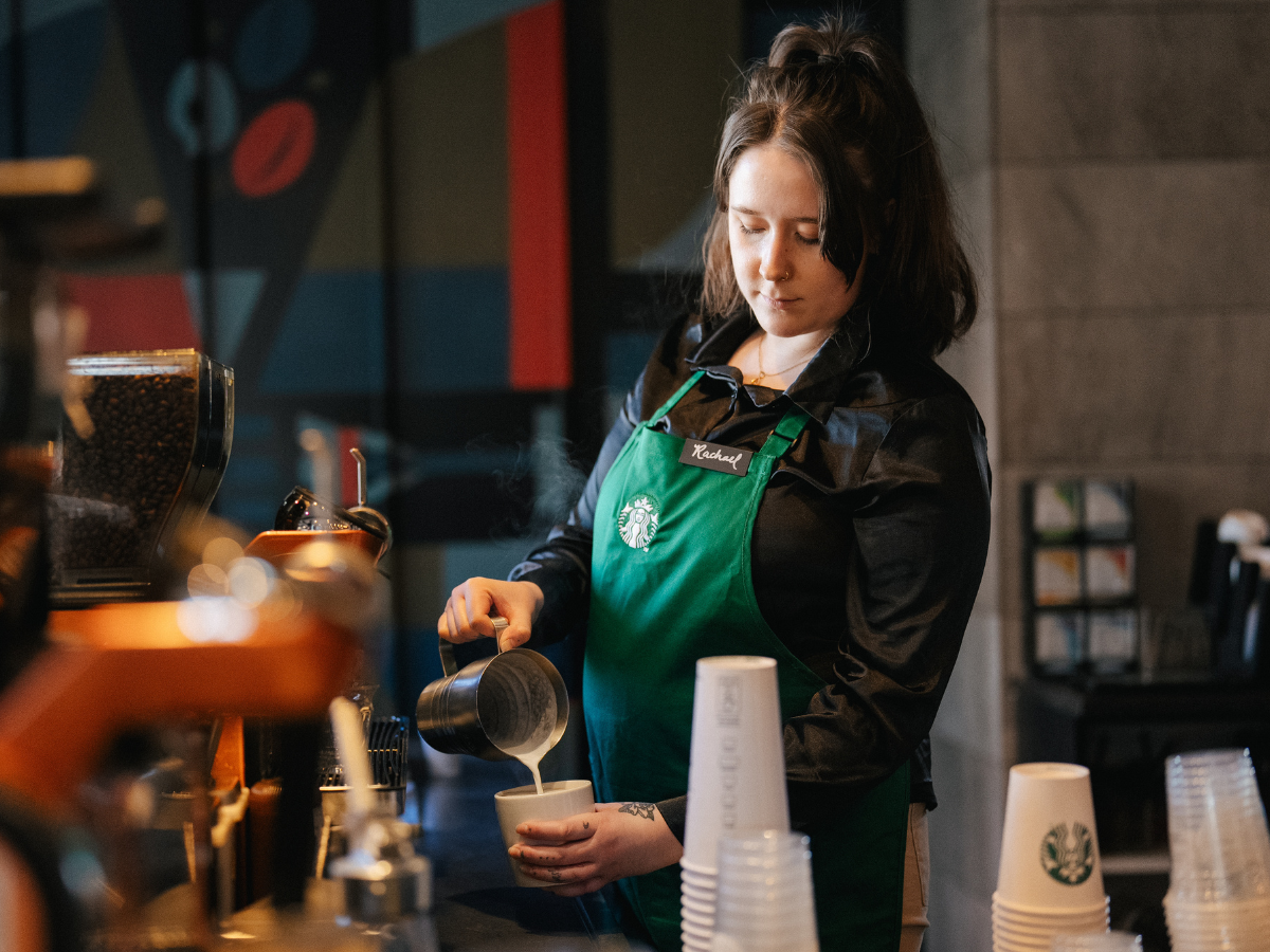 https://restauranttechnologynews.com/wp-content/uploads/2025/05/starbucks-barrista.webp